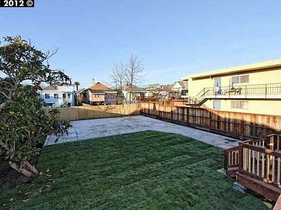 Yard and 2 Car Parking