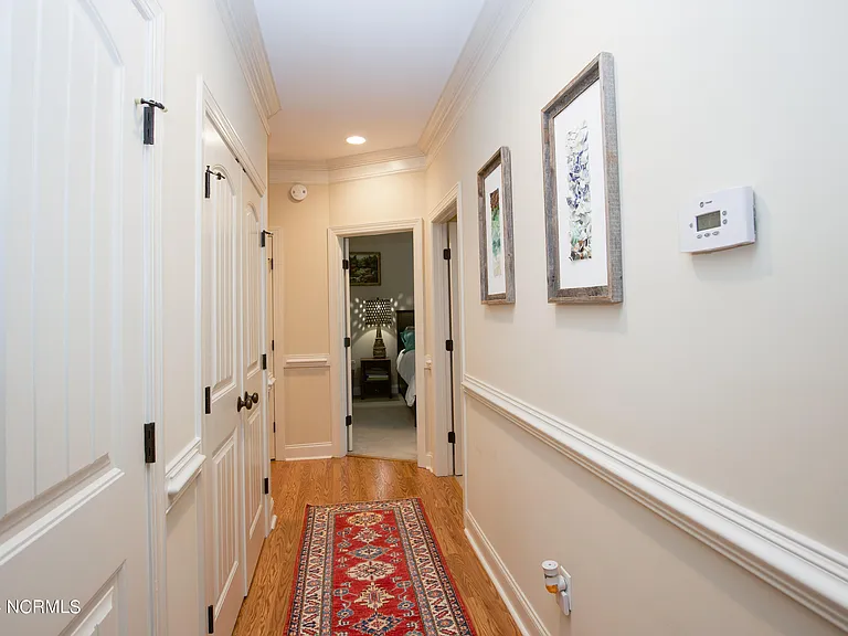 237 Rothbury Dr — Photo 35