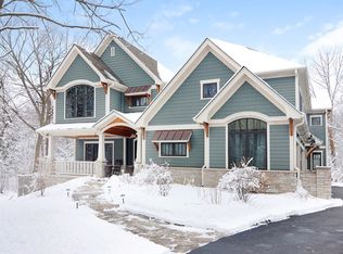 5455 Lee Ave, Downers Grove, IL 60515