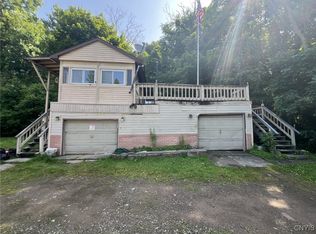 26 Towpath Rd, Phoenix, NY 13135