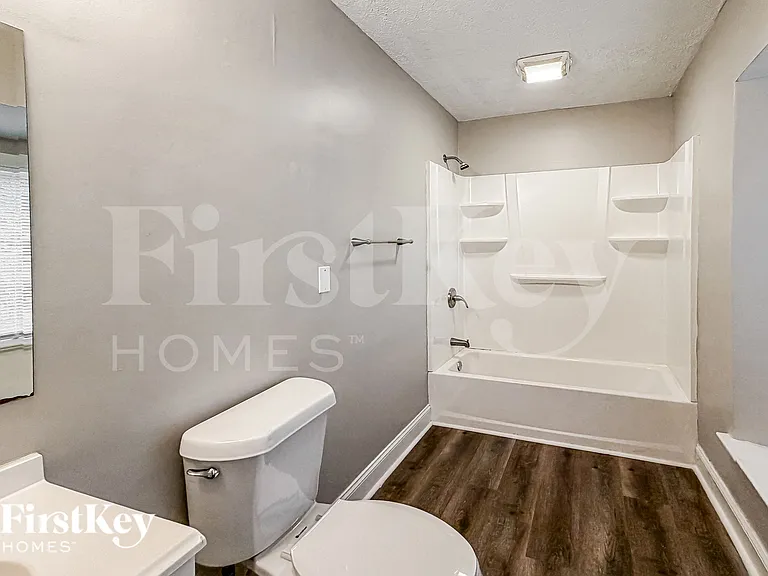 103 Walnut Way — Photo 11