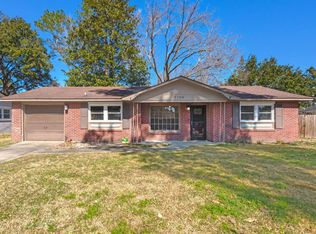 7708 Knollwood Dr, North Charleston, SC 29418