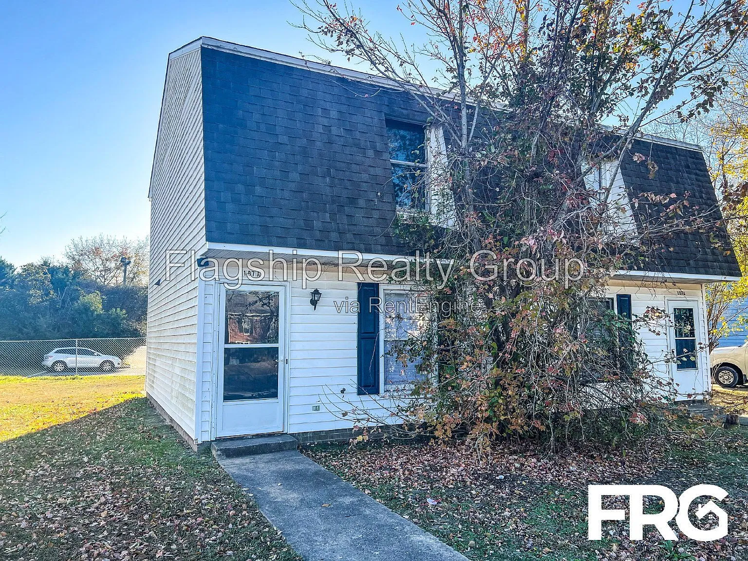 2 bed, 1.5 bath, 850 sqft, $950 — Photo 3