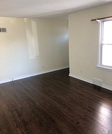 5th image of 1106 Pine St