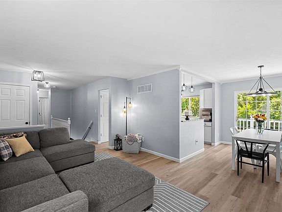 2nd image of 344 Village Creek Dr