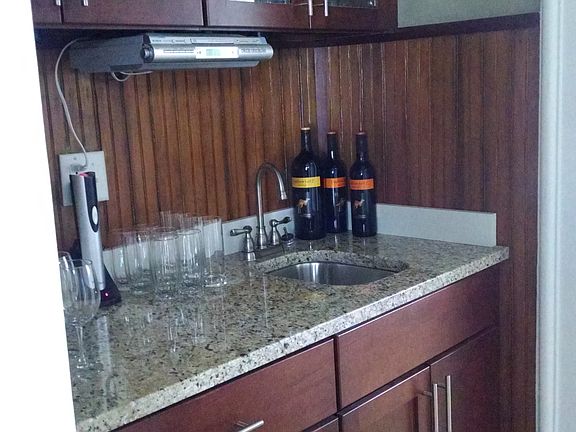Wet bar for entertaining 