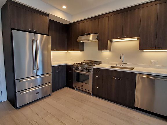 3rd image of 2600 Harrison St #205