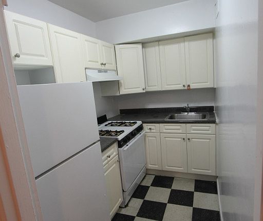 5th image of 144-67 41st Ave #222