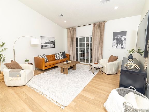 5th image of 49 Graham Rd #302