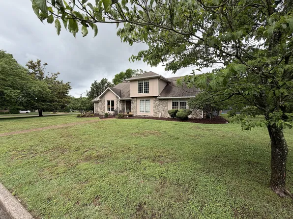 117 Jackson Ln, Hendersonville, TN 37075