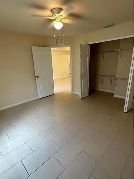 1712 SW 32nd Ter #1712 — Photo 4