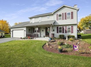 4006 Southwood Dr, Racine, WI 53403