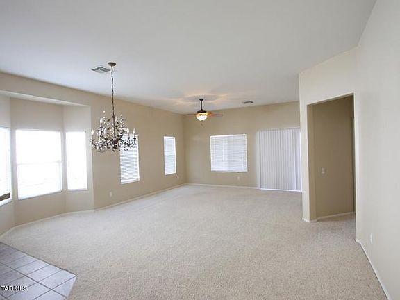 5th image of 13566 N Holly Grape Dr