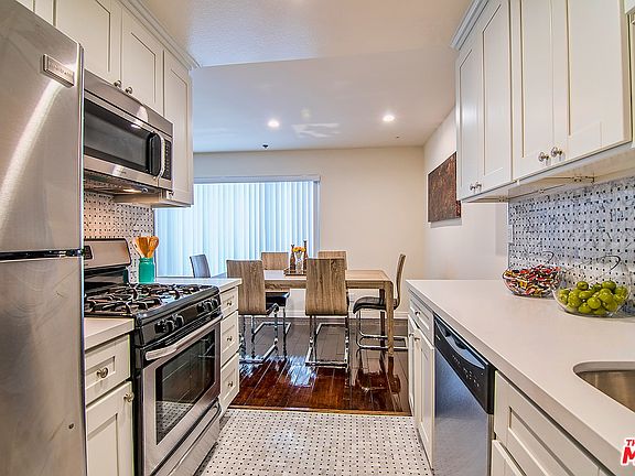 5th image of 1112 N Olive Dr APT 2
