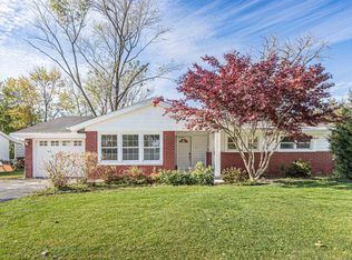 1024 Cypress Ln, Elk Grove Village, IL 60007