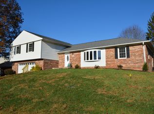 3517 Falling Green Rd, Olney, MD 20832