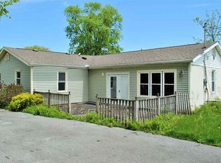 205 E Earl St, Chalmers, IN 47929