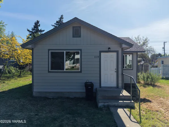1115 S 17th Ave, Yakima, WA 98902