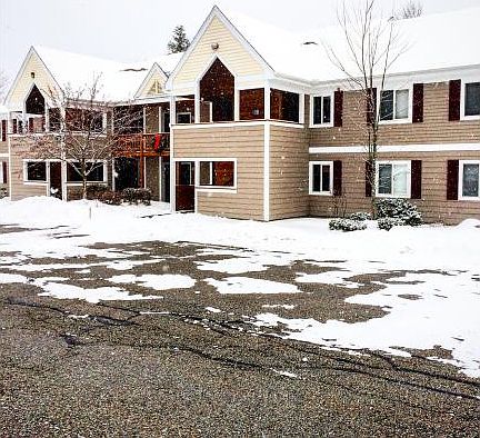 1st image of 13 White Oak Ln #7