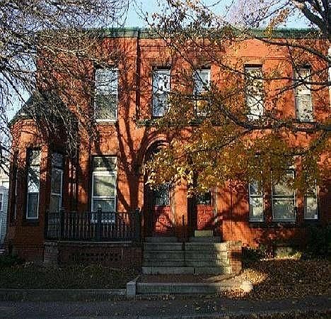1st image of 8 Park St #4
