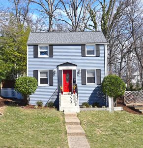1111 S Edison St, Arlington, VA, 22204