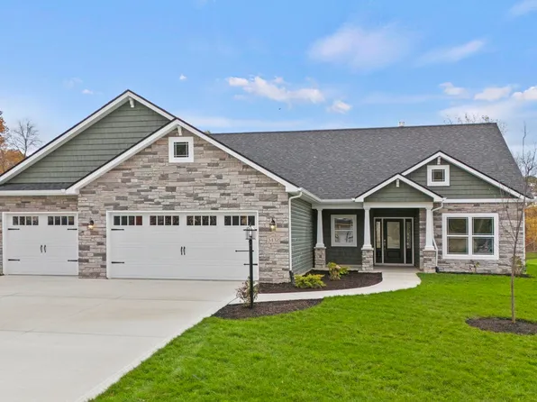 3432 Bruin Pass, Auburn, IN 46706