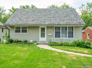 3016 30th St, Des Moines, IA 50310