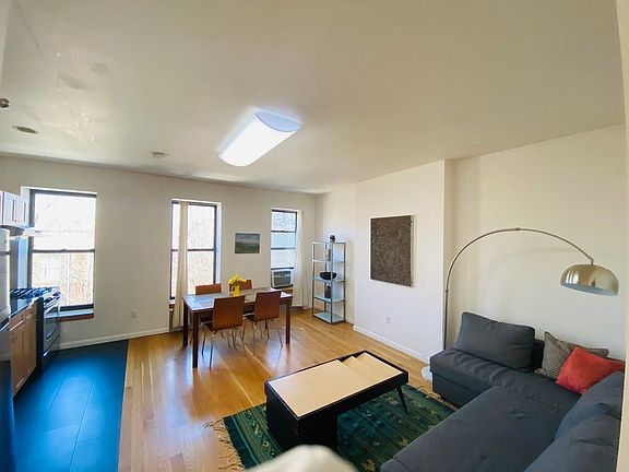 3rd image of 661 Park Pl Floor 3