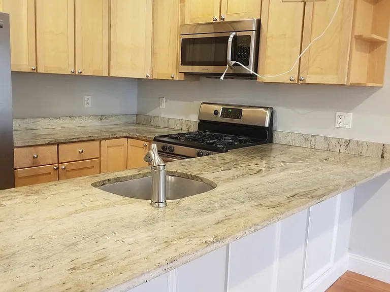 396 Norfolk St #1 — Photo 10