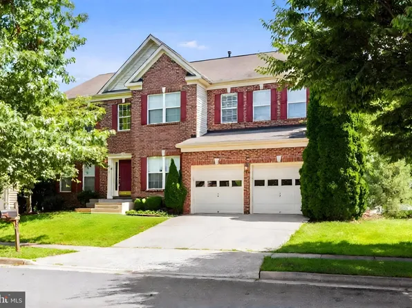 1950 Melvor Ln, Winchester, VA 22601