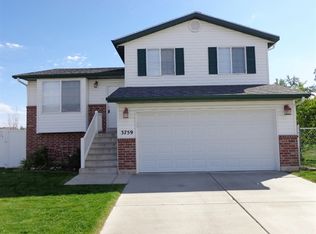 3759 W 850 S, Syracuse, UT 84075