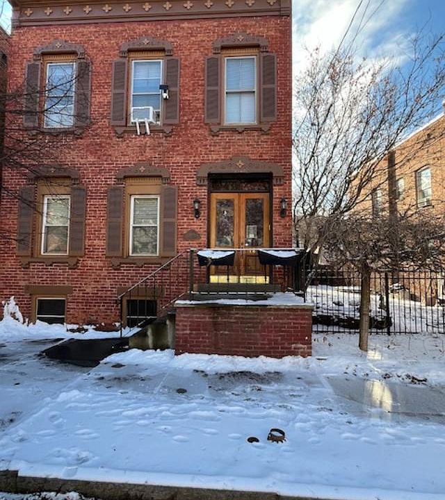 1st image of 189 Hill St #2