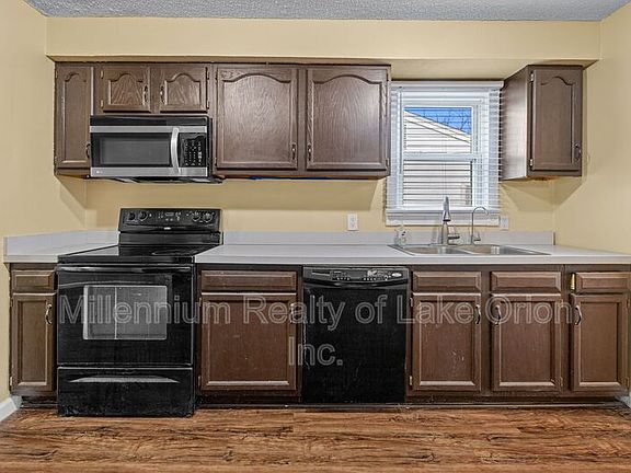 3rd image of 5394 Drayton Rd