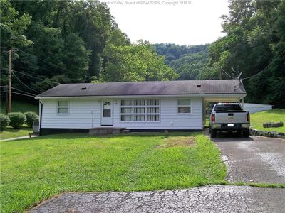 663 Hidden Valley Rd, Chapmanville, WV, 25508