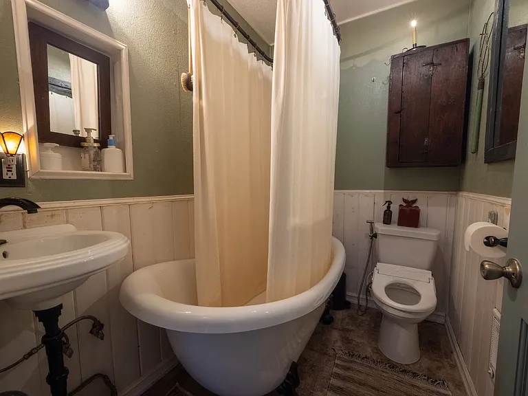 133 Shirley St — Photo 12