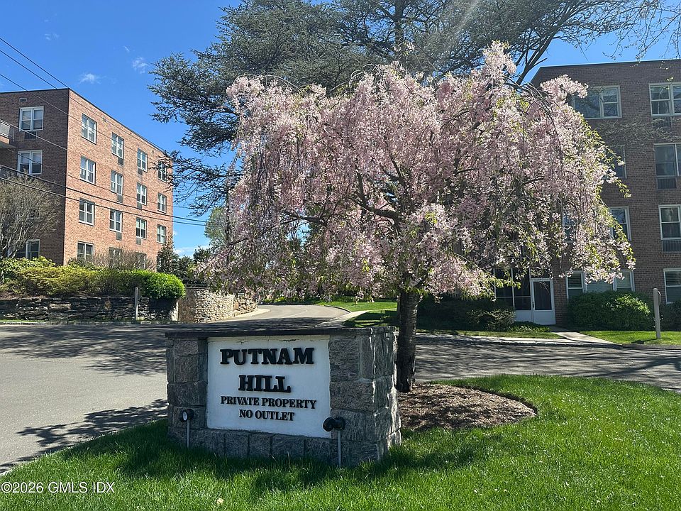 1st image of 2 Putnam Ct APT 2E