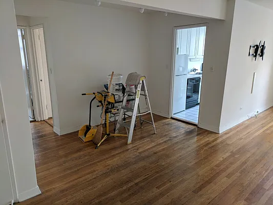 Rented by B Gans Management | media 5