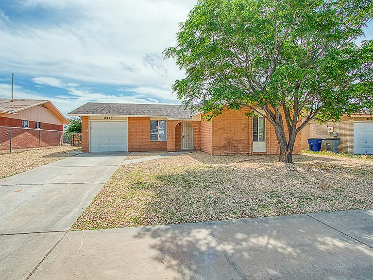 10720 McAllen Pl — Photo 1