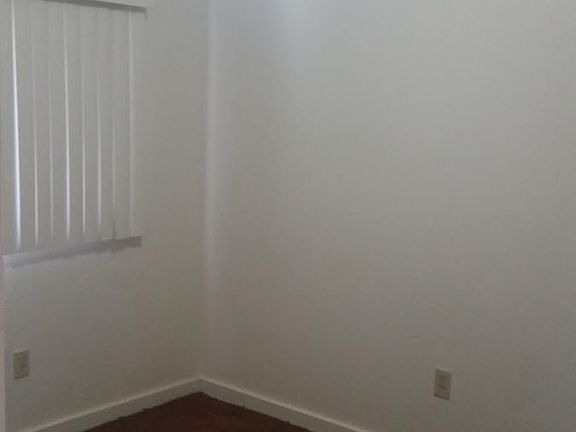 3rd image of 307 W C St APT C