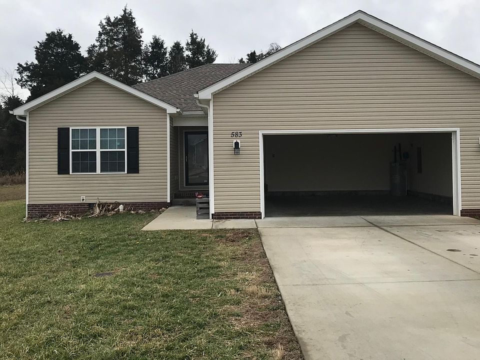 1st image of 583 Moss Creek Ave