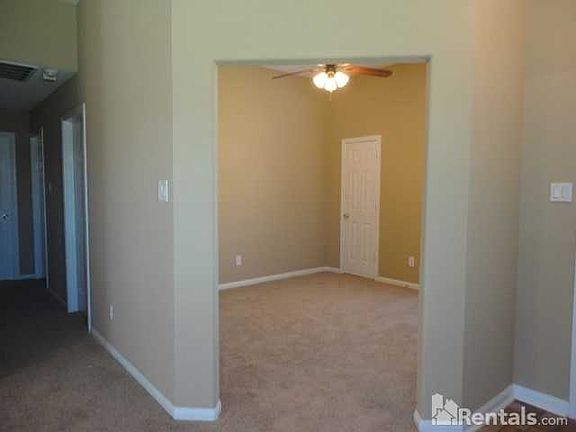 4th image of 3502 Dahlia Hill St