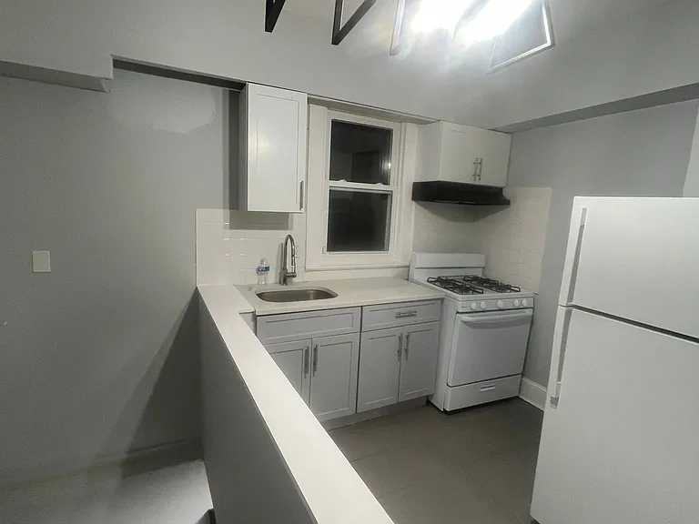 394 Myrtle Ave #1 — Photo 2