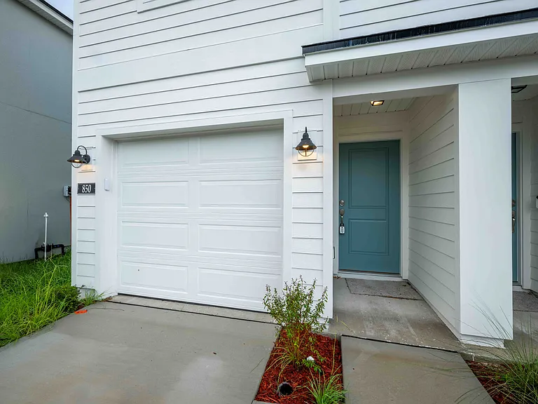 850 Hartshill Pl — Photo 21