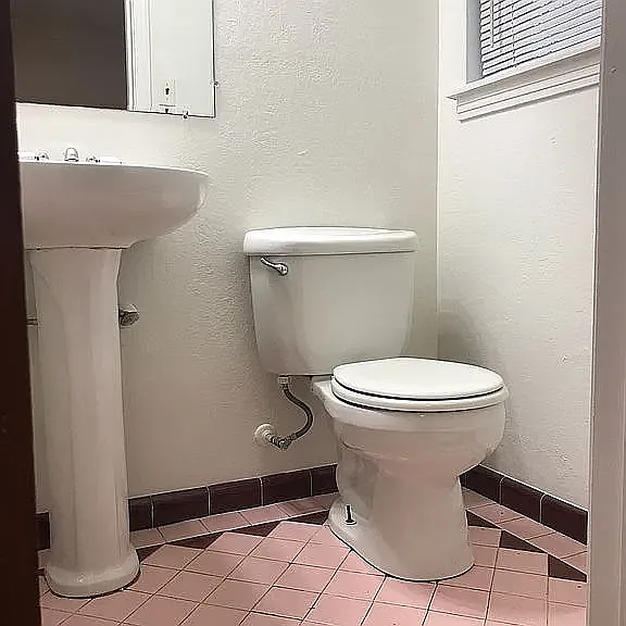 946 Stonecrest Dr — Photo 10