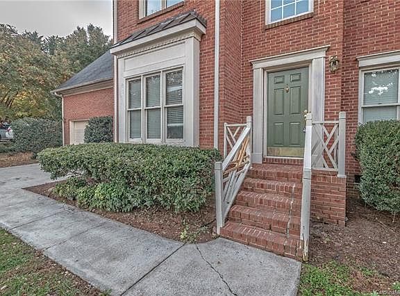 3rd image of 1511 Orange Hill Ct