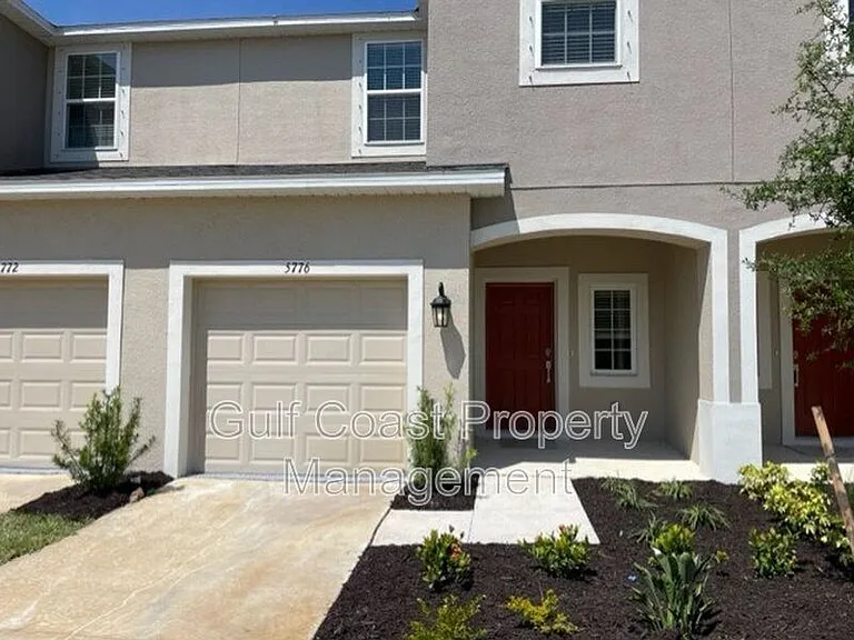 5776 Haven Ter — Photo 2