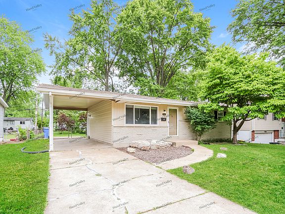 4th image of 1825 Violet Dr
