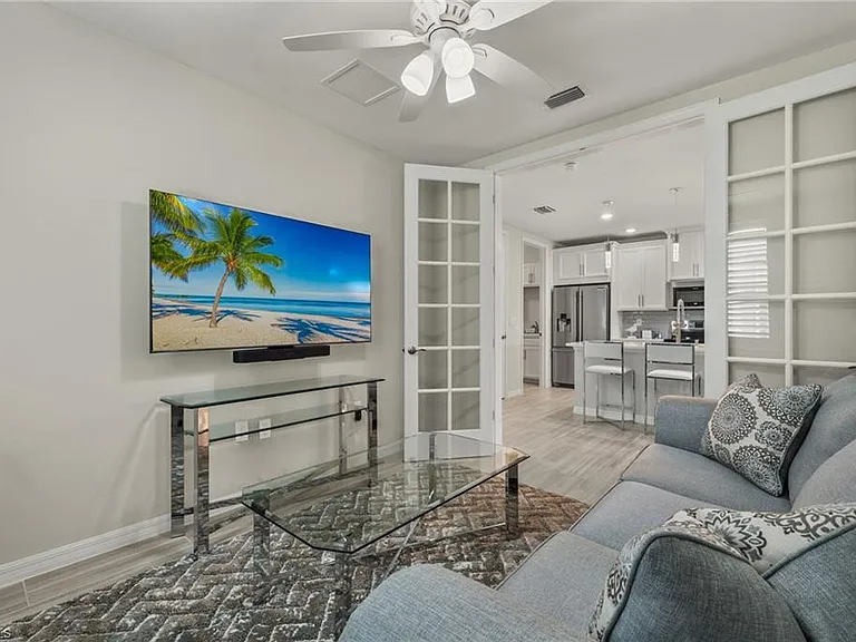14680 Edgewater Cir — Photo 16