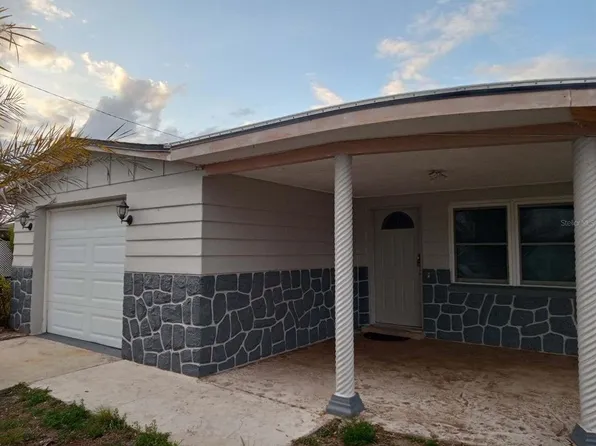 3911 Sablewood Dr, Holiday, FL 34691