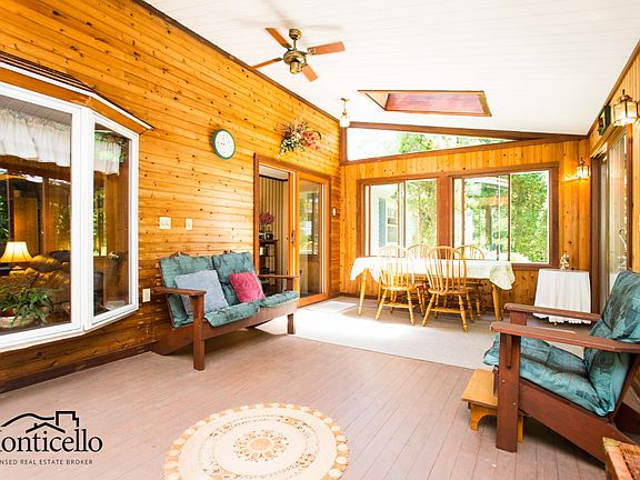 5th image of 35 Fruitwood Dr